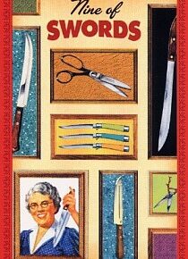 Housewives Tarot. Новолуние октября. Девятка Мечей