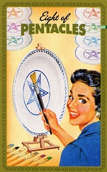 Housewives Tarot _ 8 discs Housewives Tarot _ 8 discs